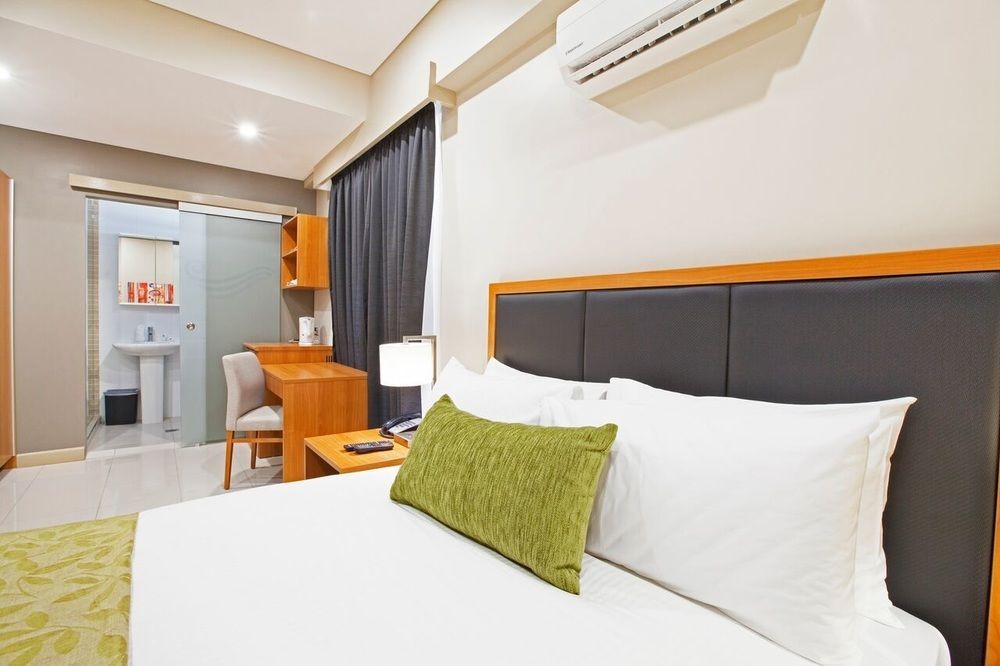 Ela Beach Hotel Port Moresby Esterno foto