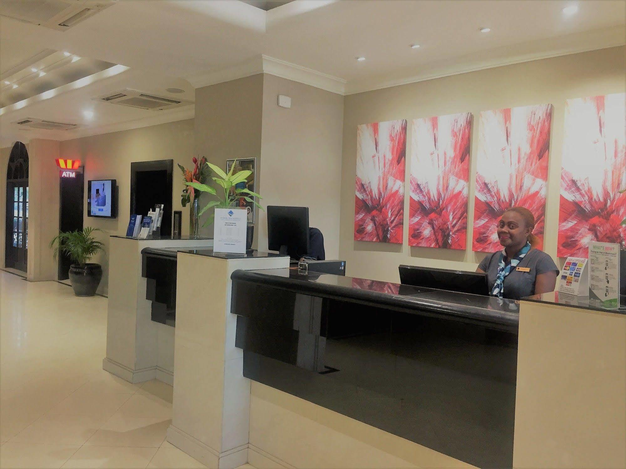 Ela Beach Hotel Port Moresby Esterno foto